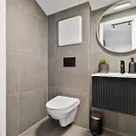 Luxury In Charming Area Appartement *